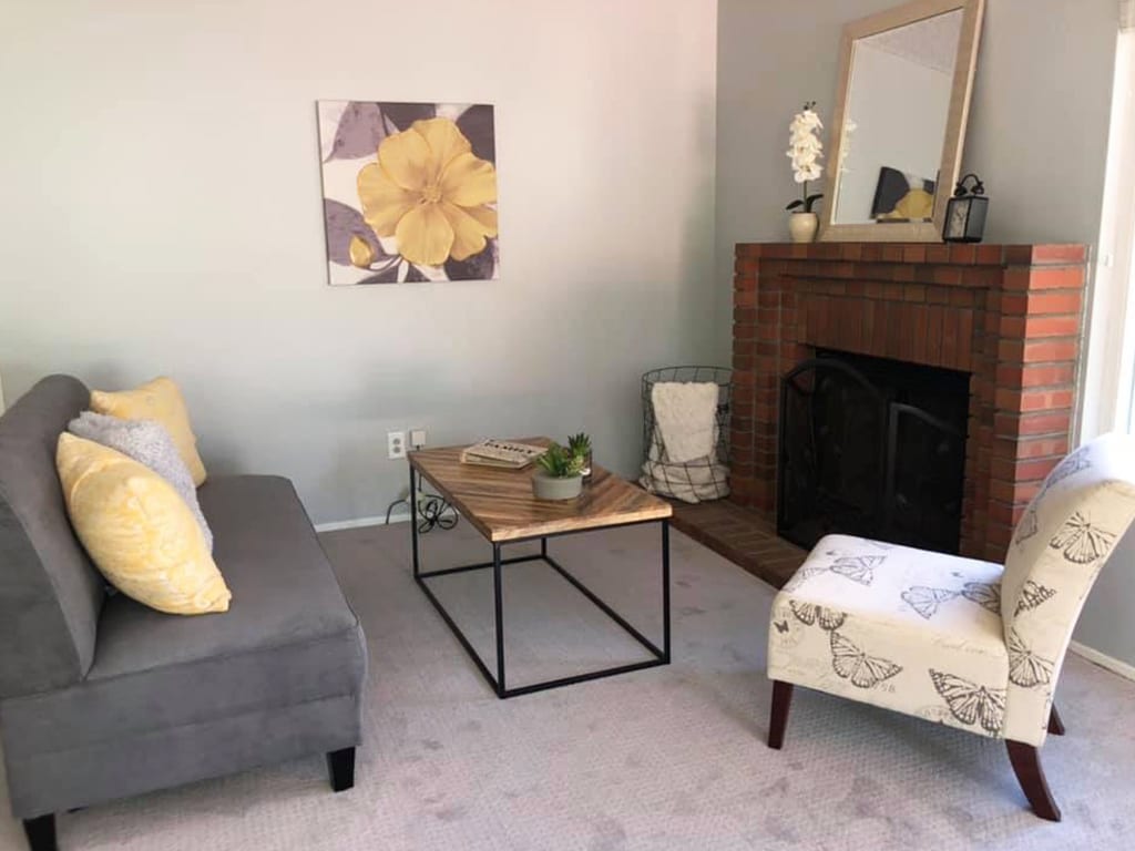 Apartment staging