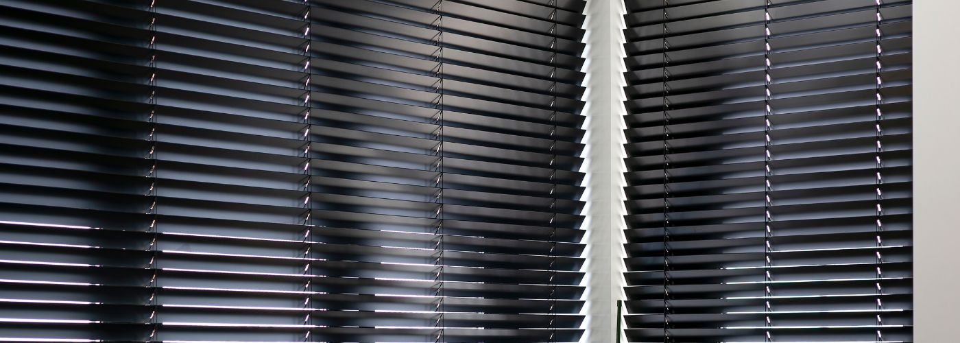 Advantages and Drawbacks of Blinds